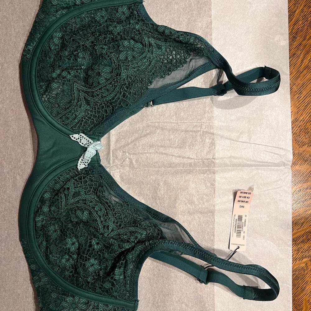 Victoria's Secret Teal Lace Bra